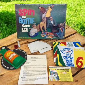 Vintage 1968 Spin the Bottle Family Game Complete Hasbro Hassenfeld Bros #2725